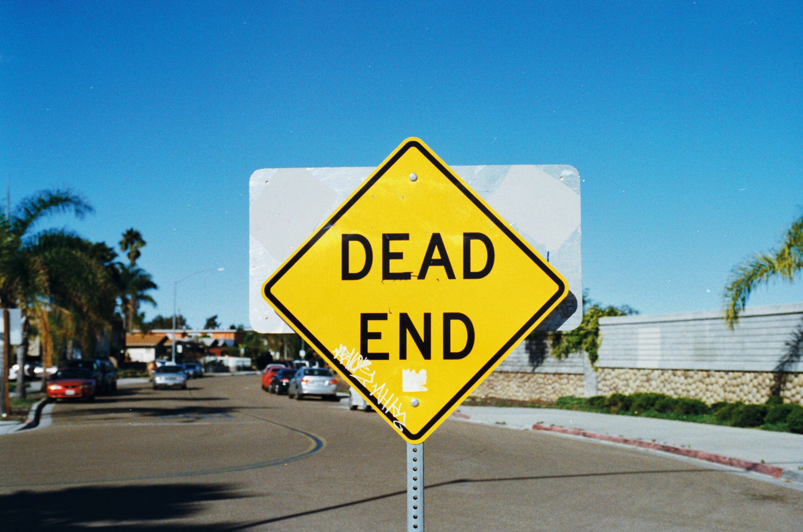 İŞİ ÇÖKMEK OLAN UYGULAMA: DEAD END